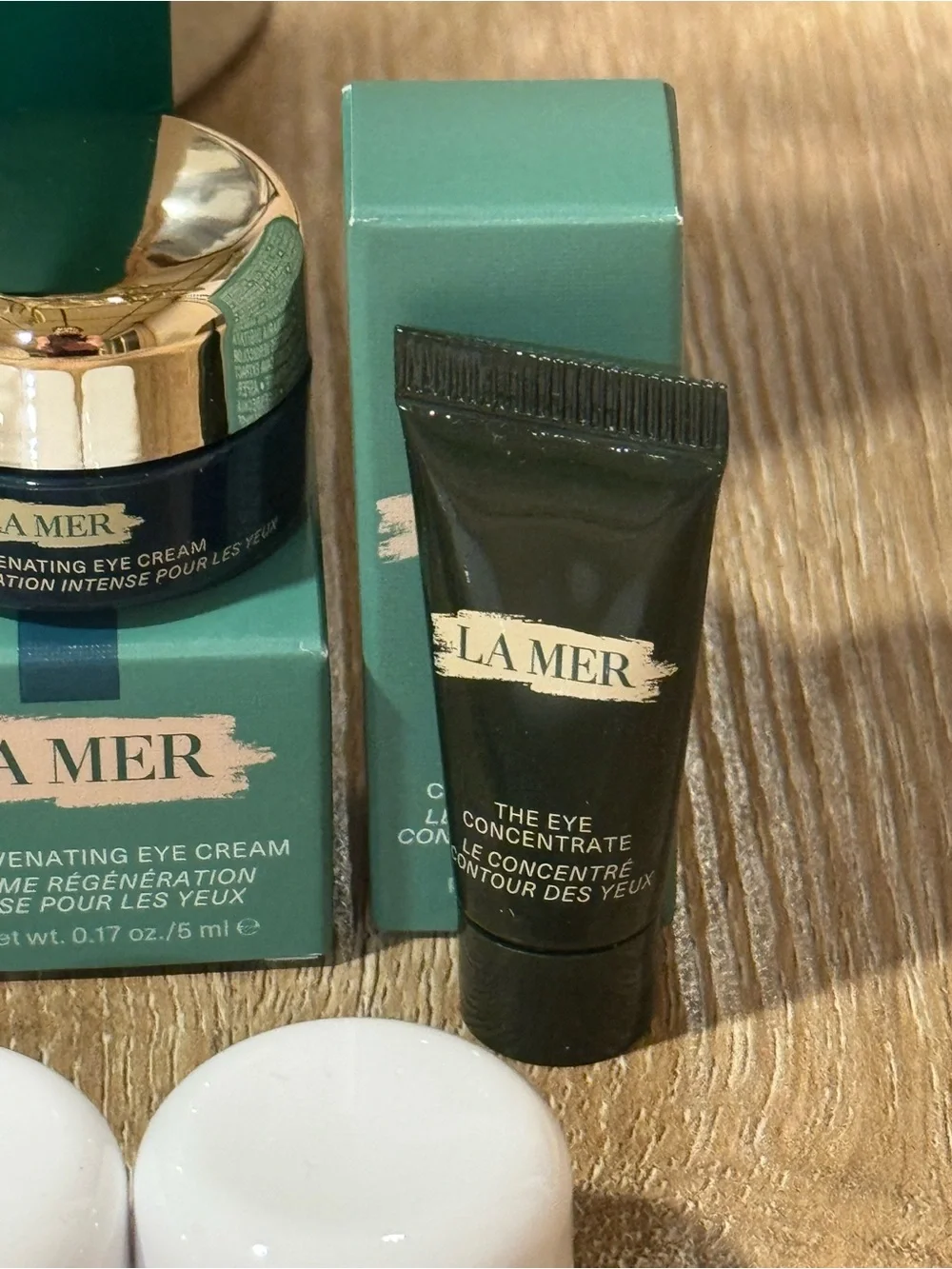 New La Mer 9pc skincare set soft cream and more